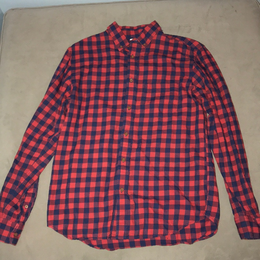 Old Navy Red & Navy flannel